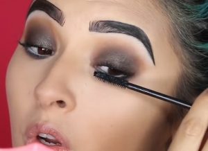 maquillaje-mujer-maravilla-paso-9