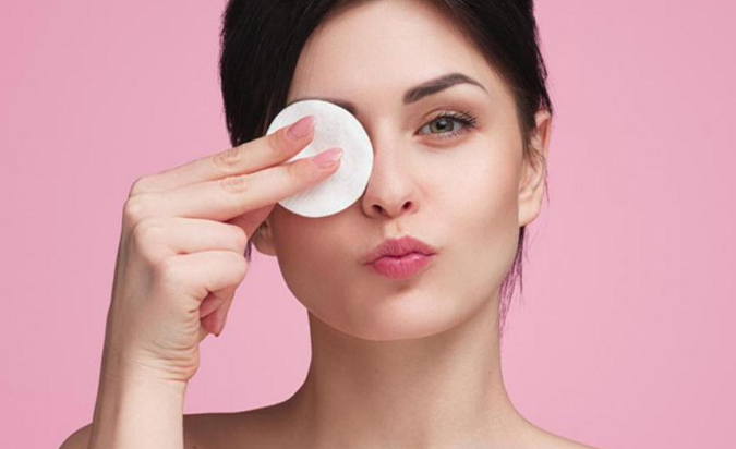 Desmaquillante bifásico o agua micelar