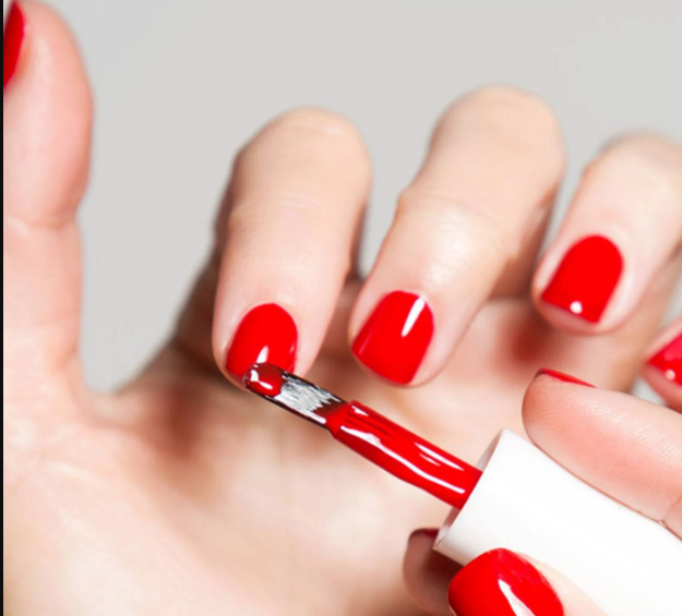 Cuál es el mejor maquillajede uñas que hay en España